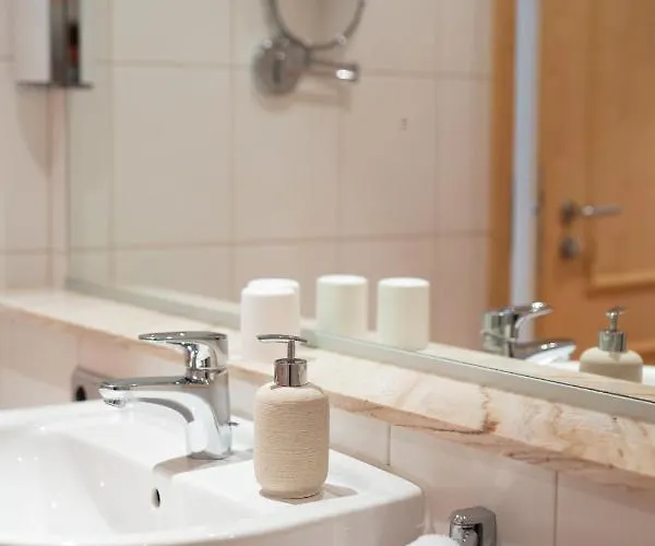 伯格科隆兰德豪斯旅馆 招待所 维林根